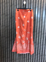 Waist 34  Length 38  Fabric Silk Women's Branded Fashion Skirt
