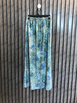 Waist 34  Length 38  Fabric Silk Women's Boutique Skirt
