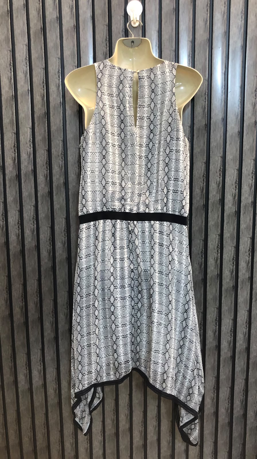 Chest 18  Length 39 To 45  Fabric Chiffon Elegant Western Maxi Dress for Women