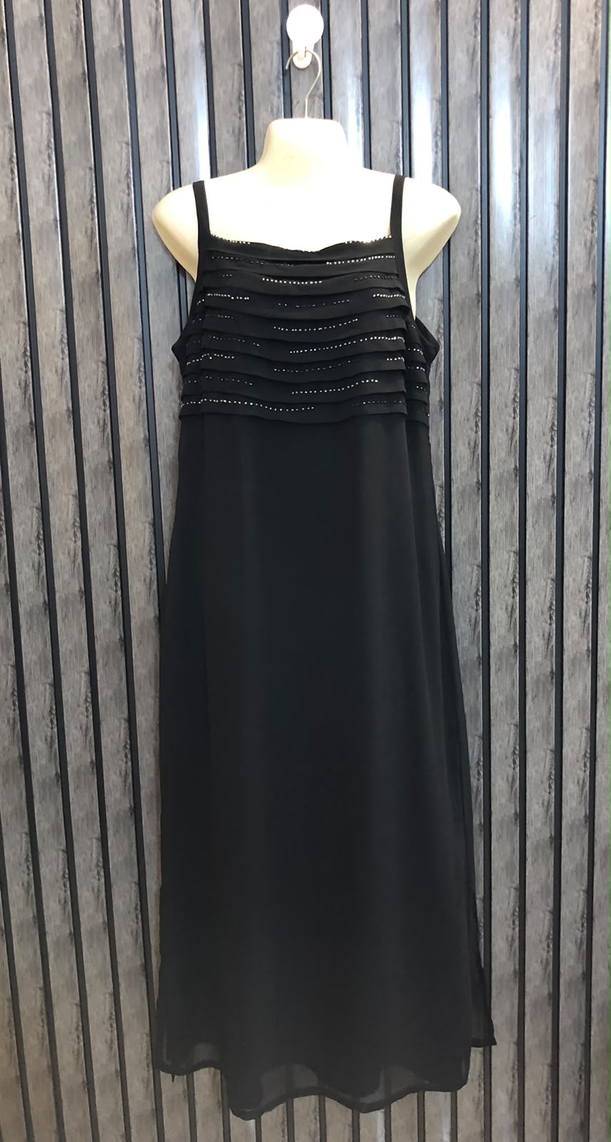 Chest 19  Length 49  Fabric Chiffon Women's Fashionable Long Maxi Dress