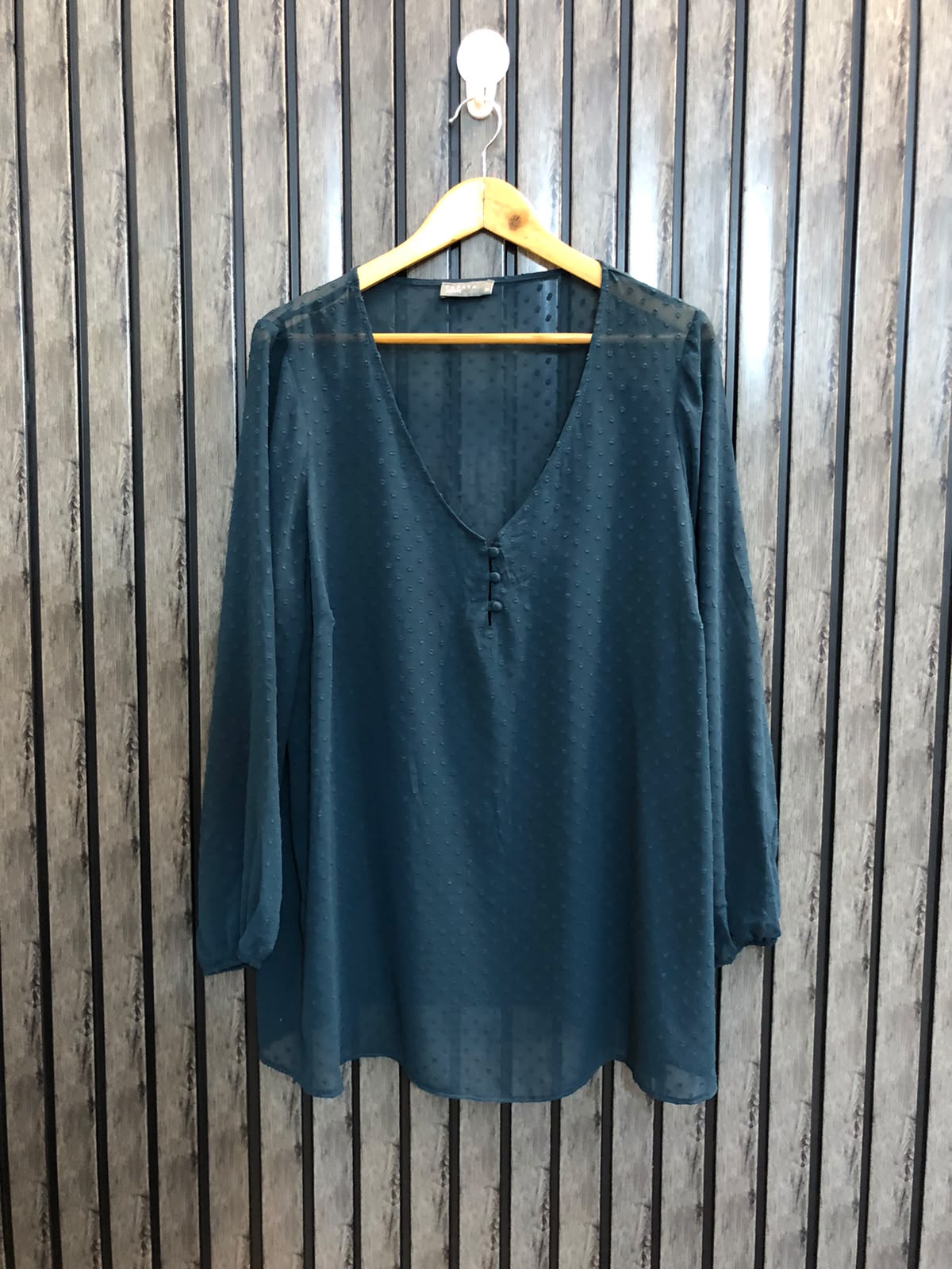 Chest 23  Lenght 29  Fabric chiffon Fashionable Western Full Sleeve Tops for Ladies