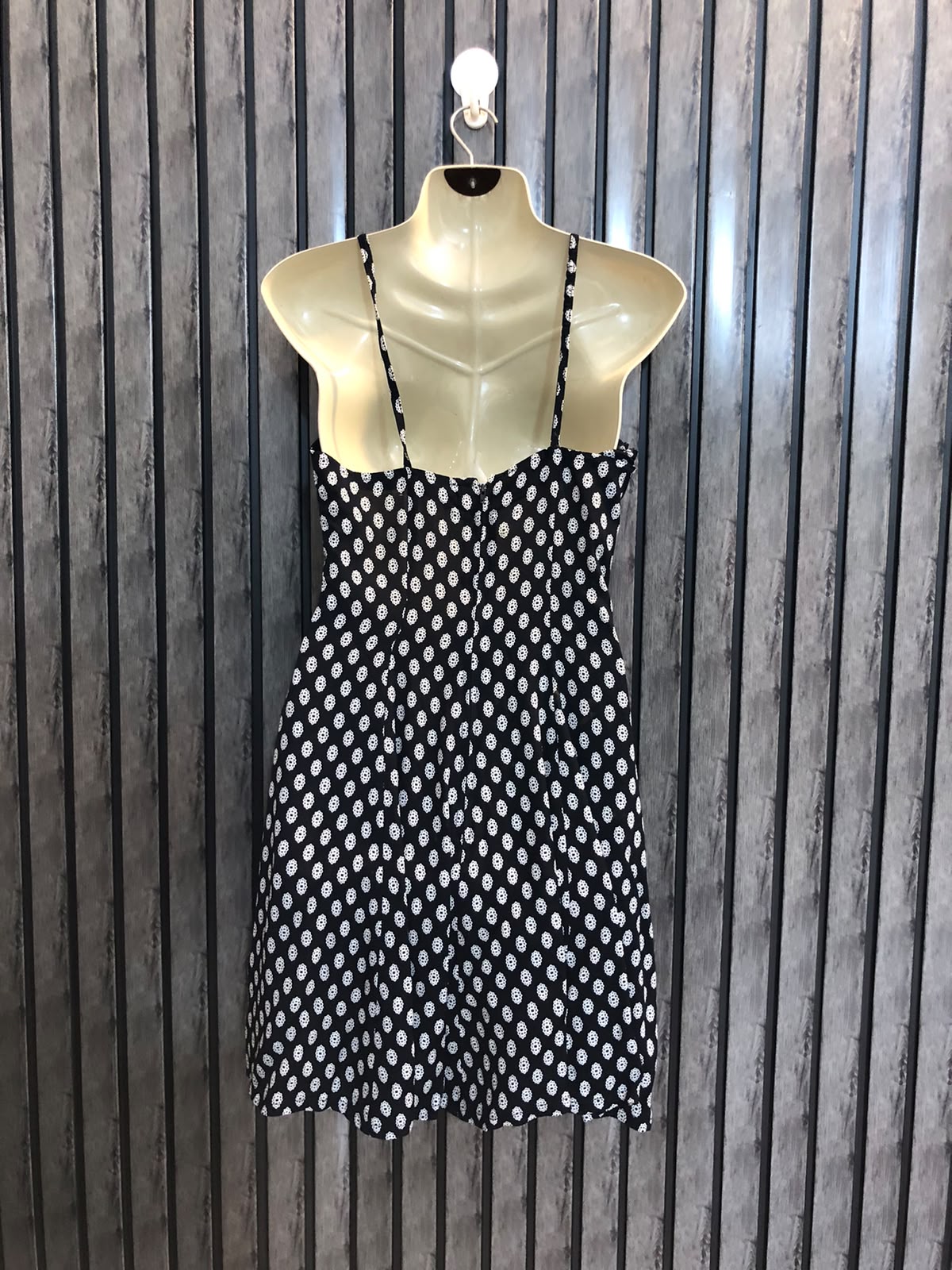 Chest 17  Lenght 31  Fabric Silk Women's Modern Party Dresses
