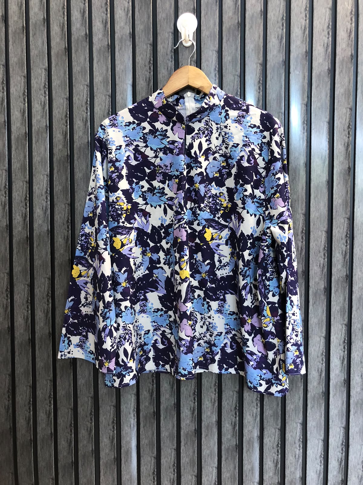 Chest 21  Length 25  Fabric Silk Women's Everyday Wear Full Sleeve Top