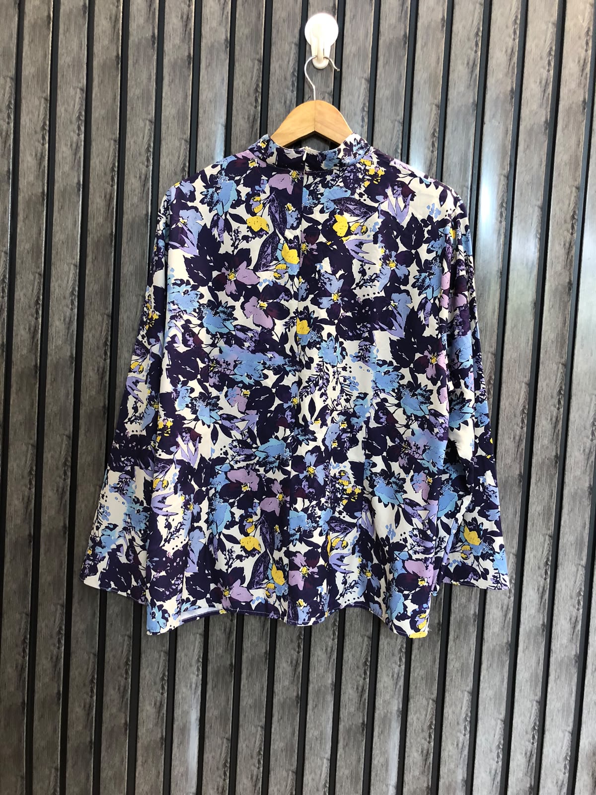 Chest 21  Length 25  Fabric Silk Women's Everyday Wear Full Sleeve Top