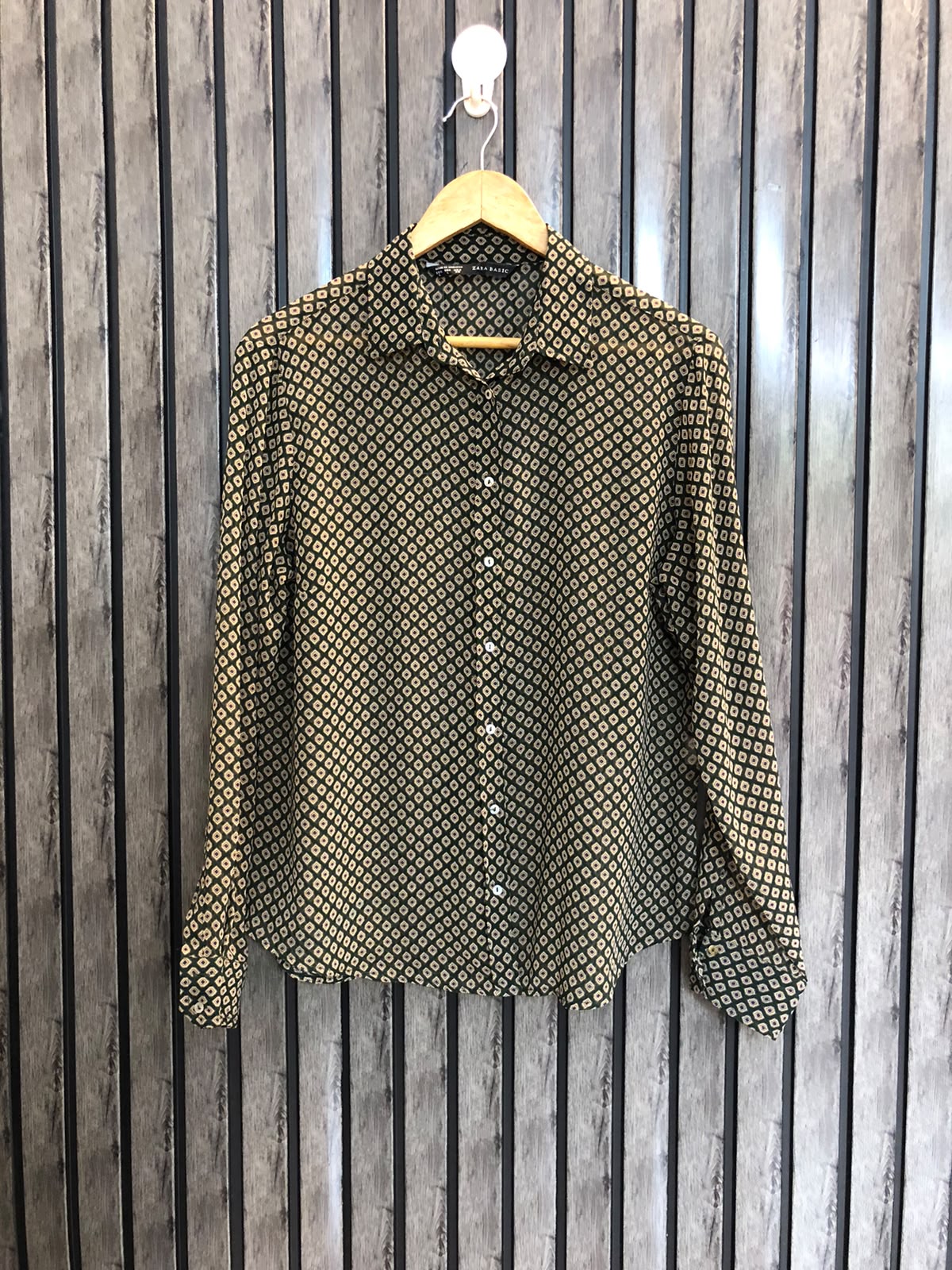 Chest 19  Length 25  Fabric Chiffon Branded Women's Stretch Fit Full Sleeve Top