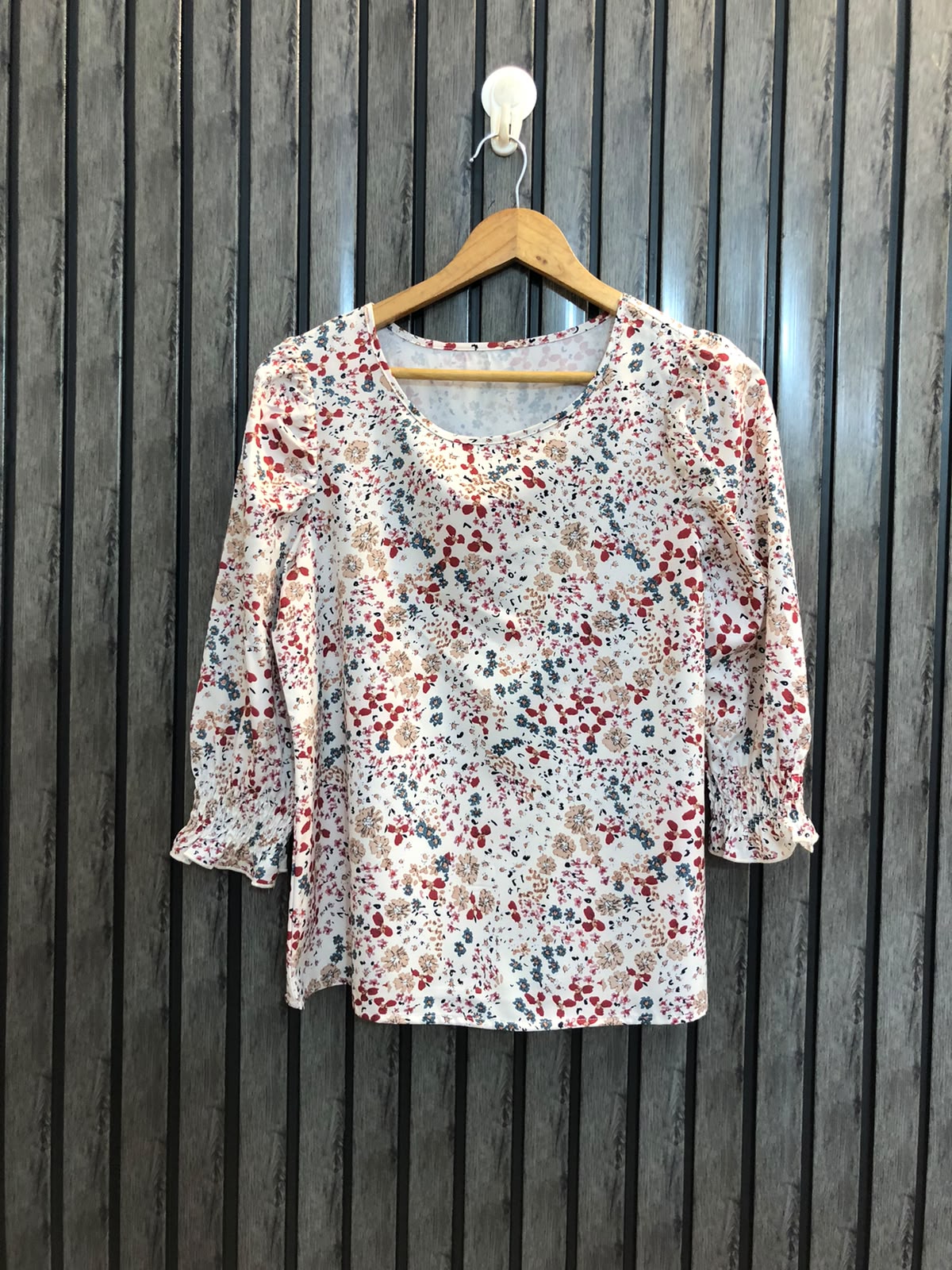 Chest 17  Lenght 23  Fabric SILK Women’s Stylish Branded Long Sleeve Top