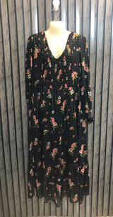 Chest 19  Lenght 52  Fabric chiffon Elegant Women’s Western Maxi Long Dress