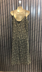 Chest 23  Lenght 46  Fabric silk Women’s Modern Western Style Long Maxi