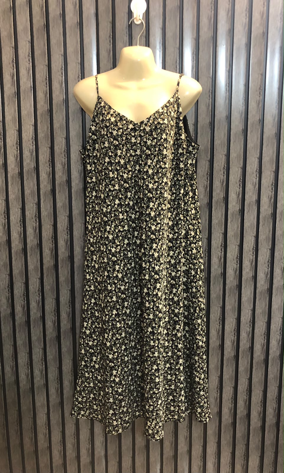 Chest 23  Lenght 46  Fabric silk Women’s Modern Western Style Long Maxi