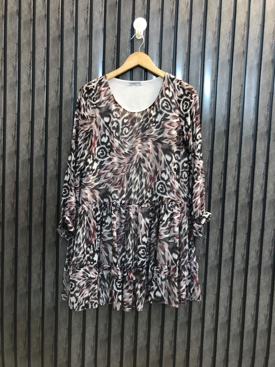 Chest 16  Lenght 32  Fabric chiffon Women Long Top Clothing