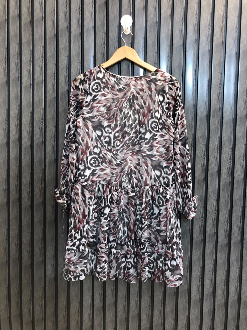 Chest 16  Lenght 32  Fabric chiffon Women Long Top Clothing