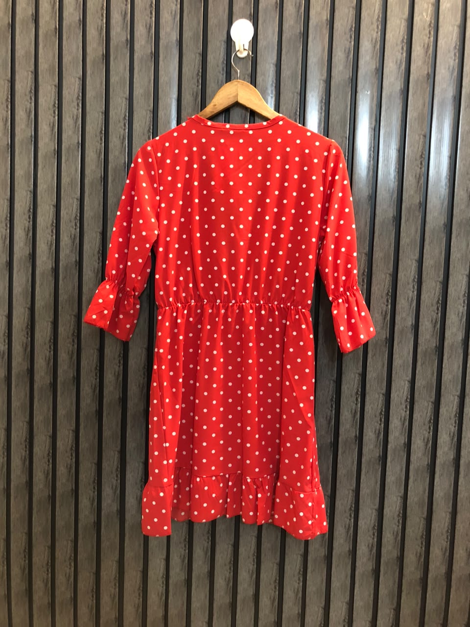 Chest 18  Lenght 33  Fabric silk Women’s Long Top