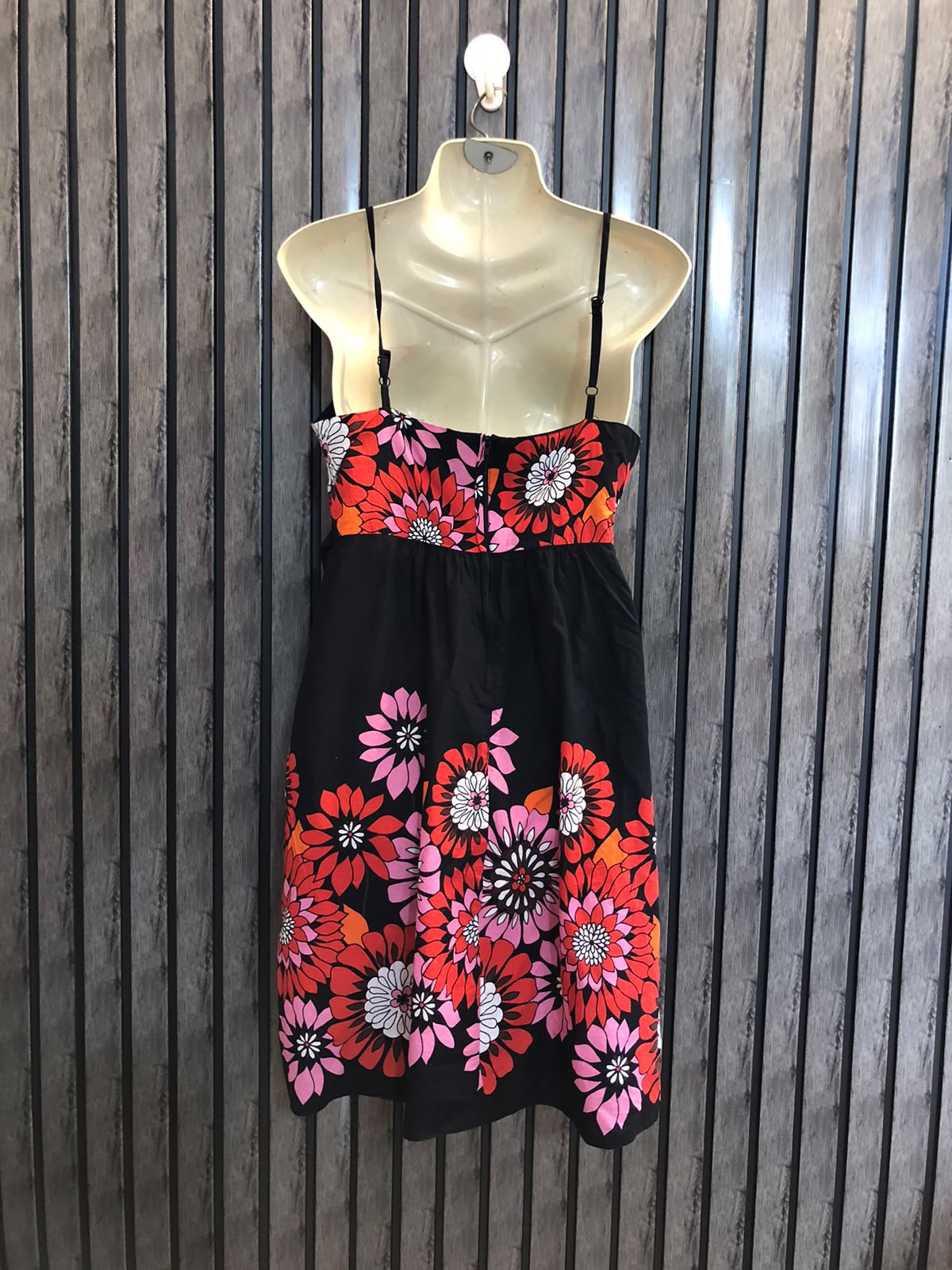 Chest 18  Lenght 33  Fabric Cotton Glamorous Women’s Party Mini Dress