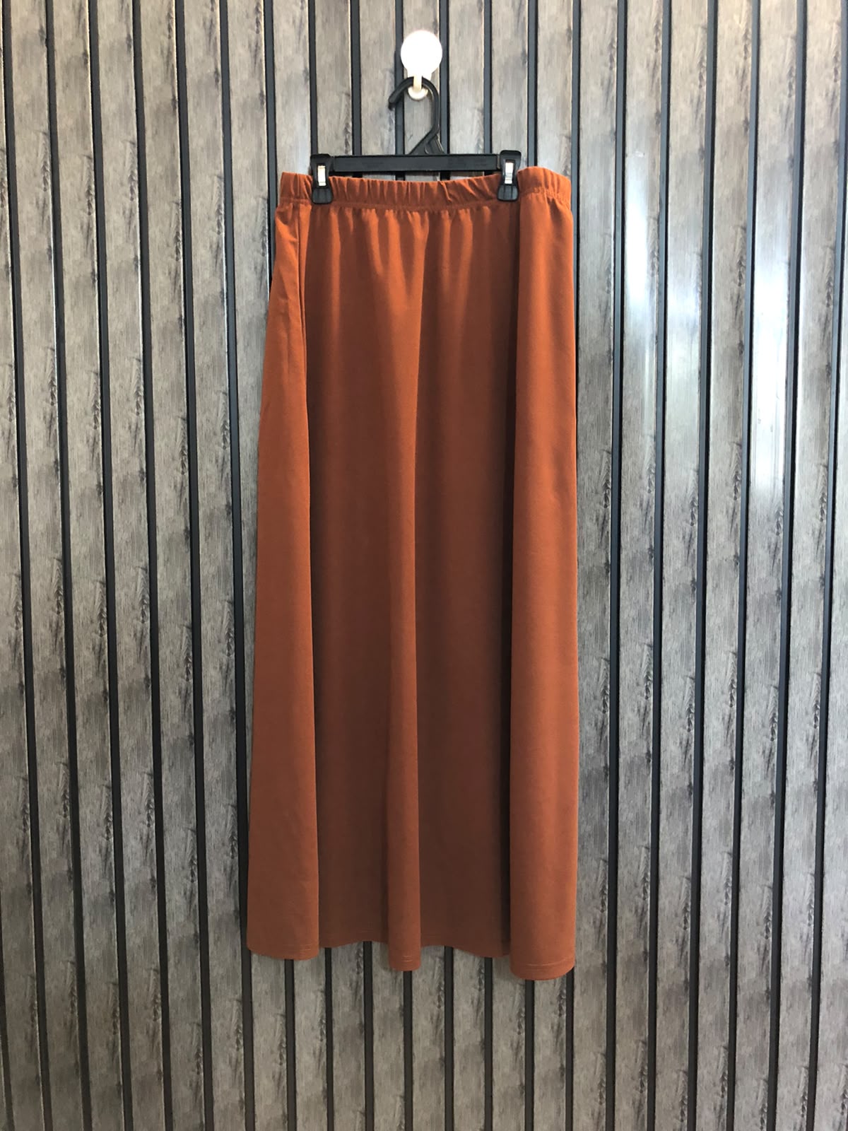 Waist 32  Length 37  Fabric Silk jersey Stylish High-Waist Maxi Skirt