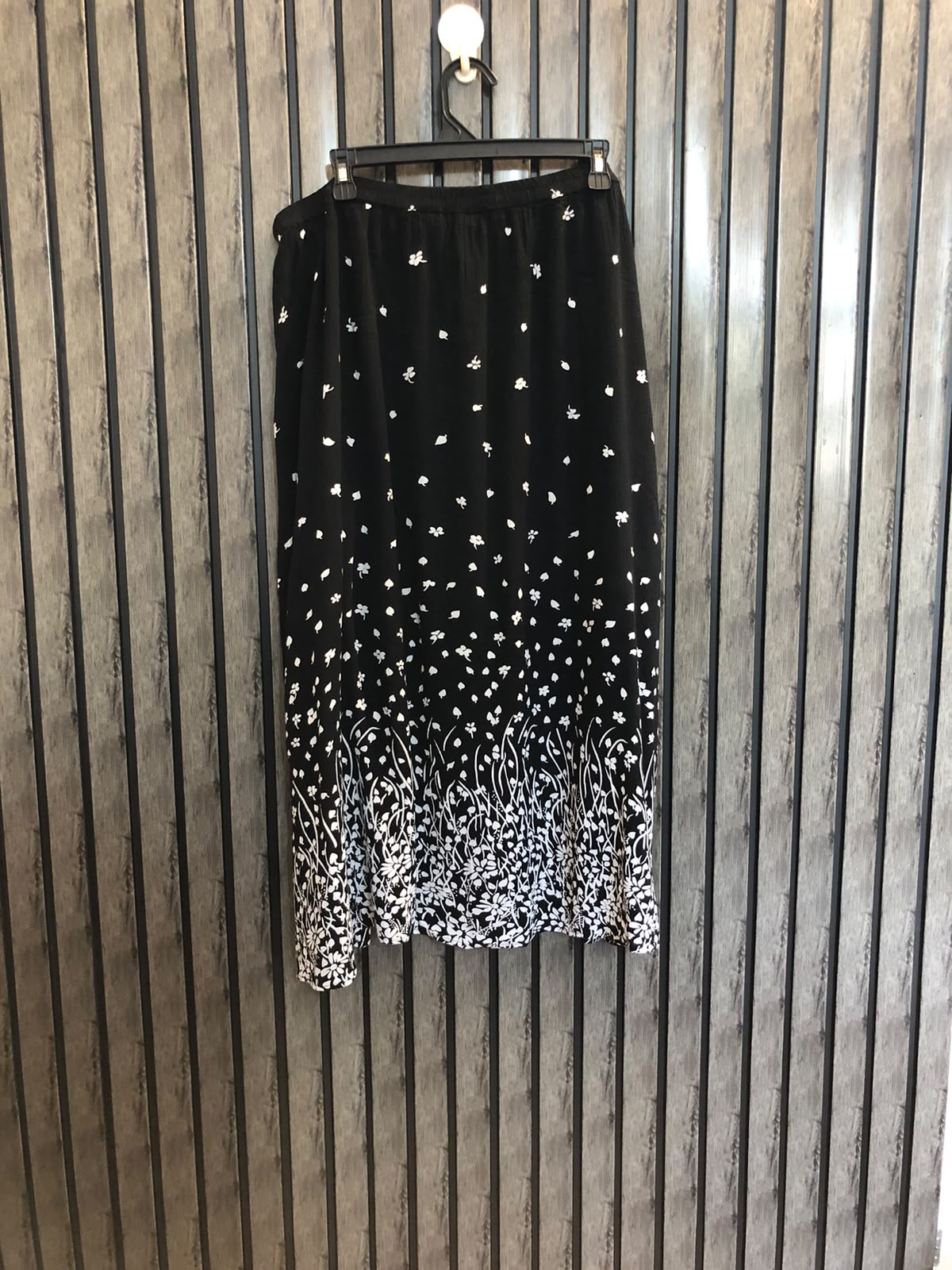 Waist 44  Length 33  Fabric Royan Stylish Ruffle Skirt for Women