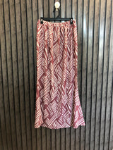 Waist 34  Length 41  Fabric silk Beautiful Printed Midi Skirt