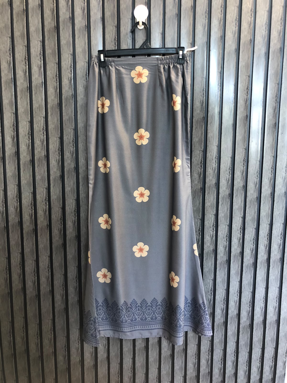 Waist 28  Length 41  Fabric Silk Trendy High-Waist Mini Skirt