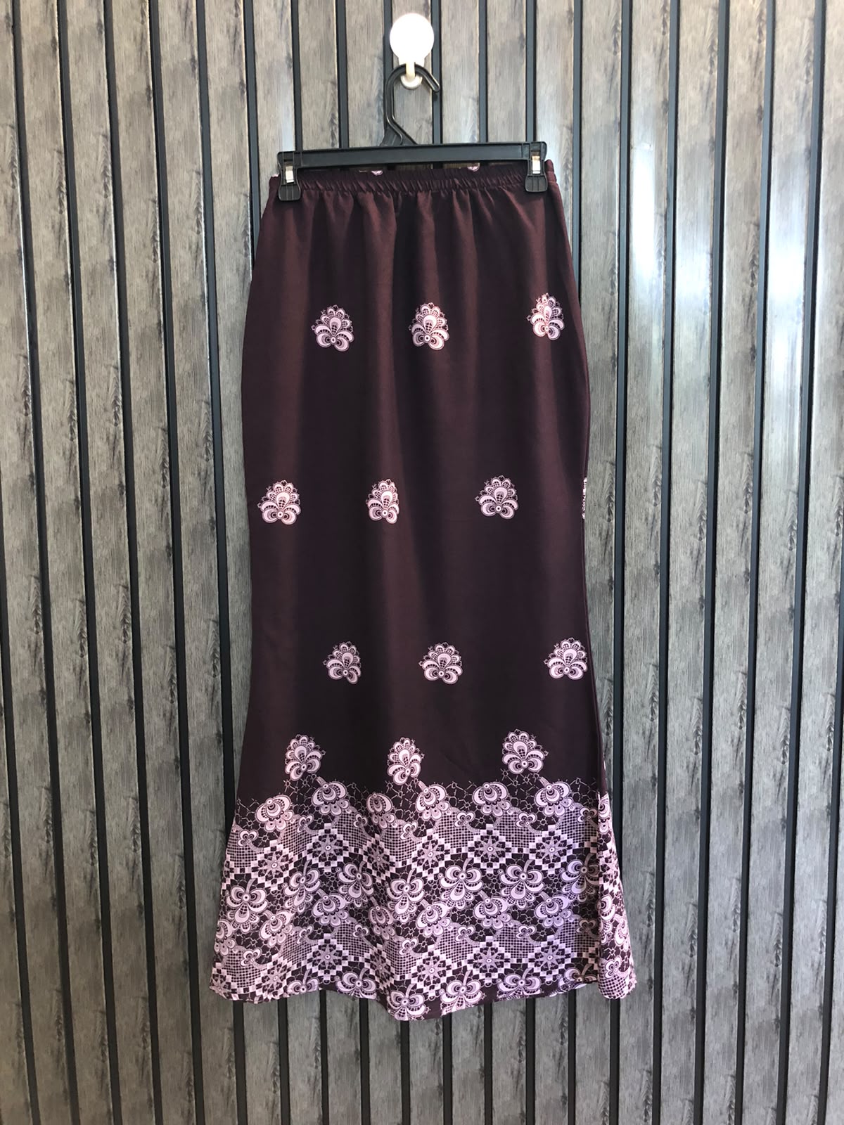 Waist 28  Length 38  Fabric Silk Classic A-Line Skirt for Women
