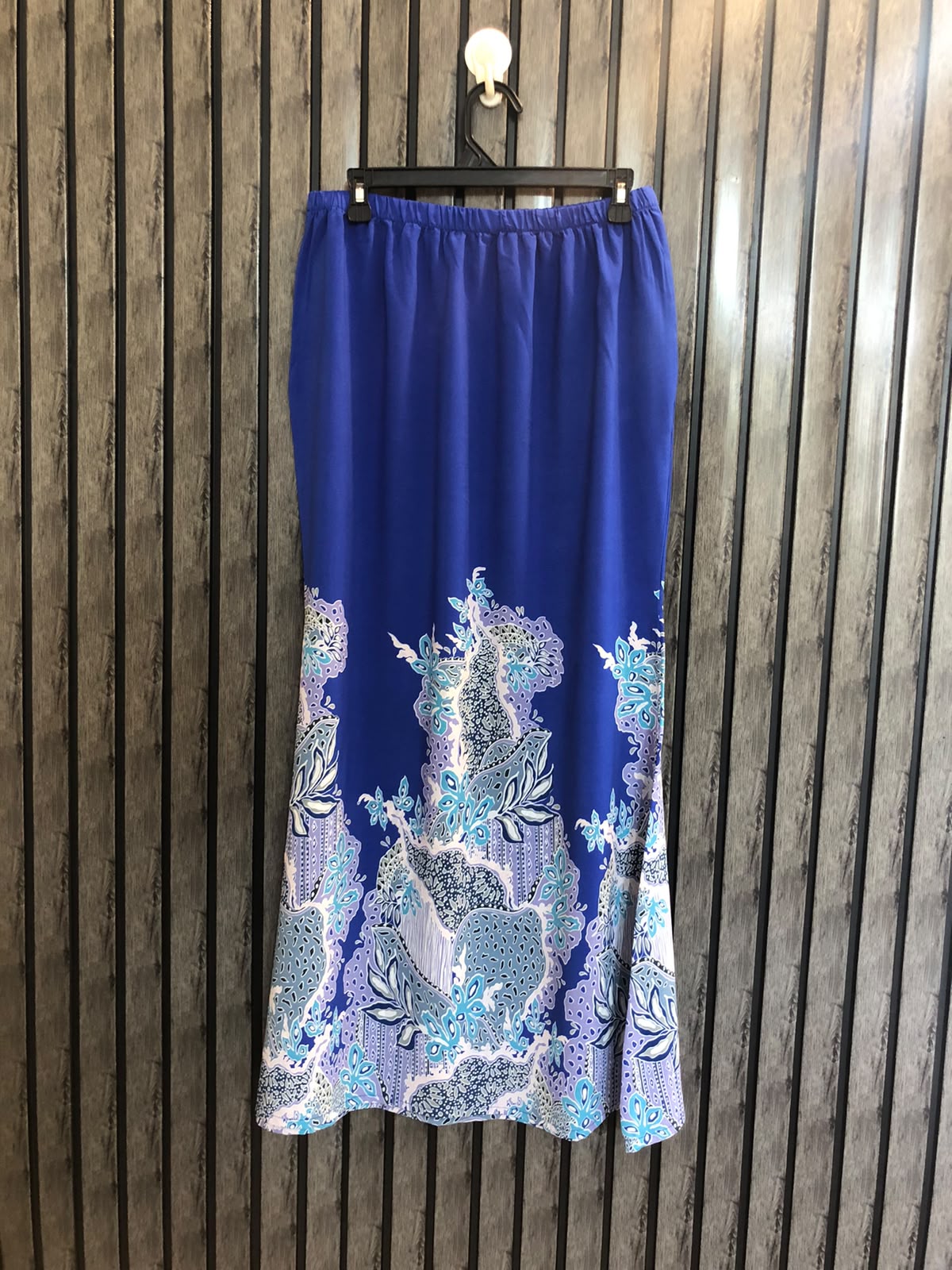Waist 34  Length 40 Fabric Silk Elegant Pleated Midi Skirt for Women