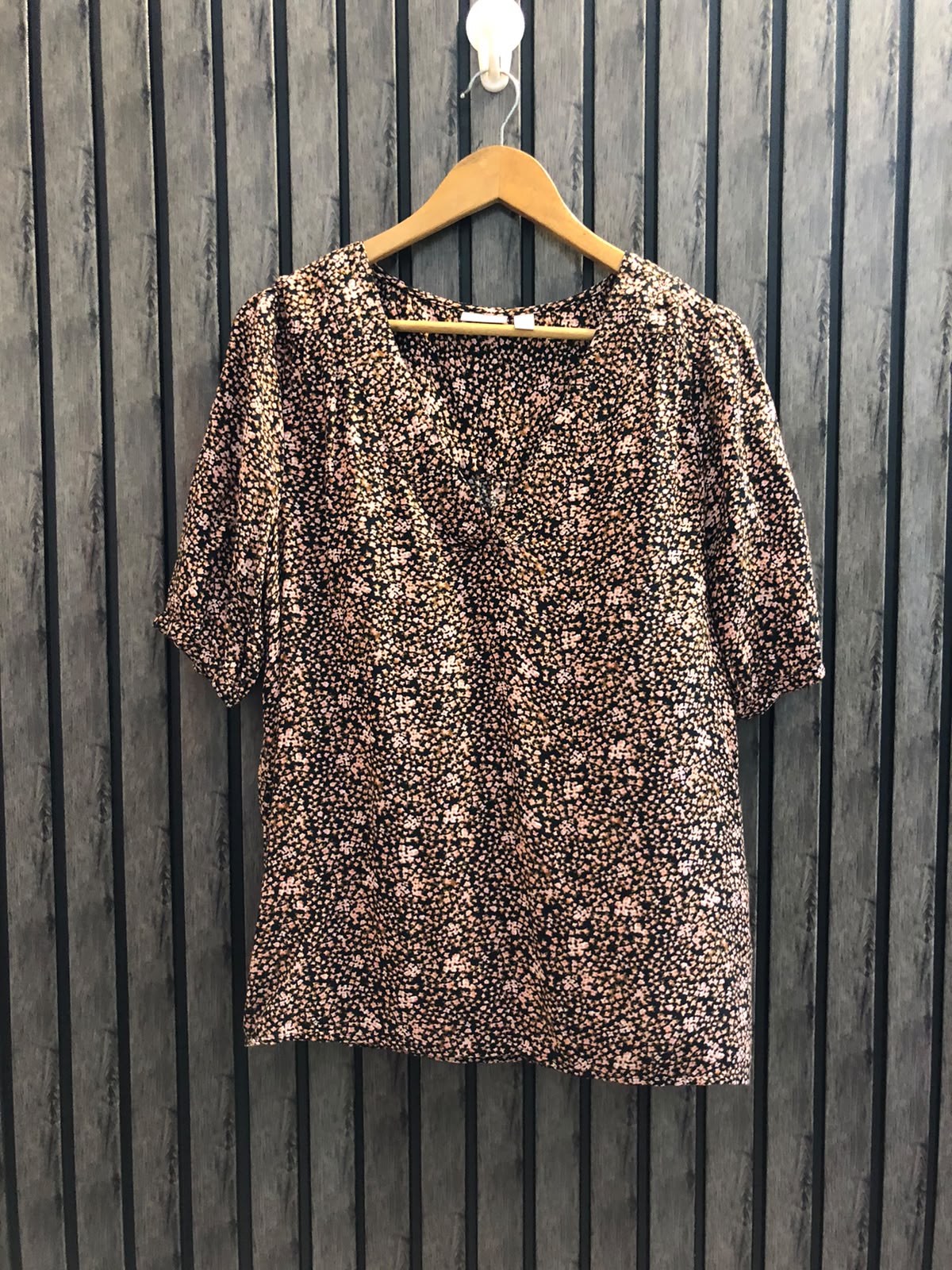 Chest 19   Length 26  Fabric Rayon Western Fashion Women’s Half Sleeve Top