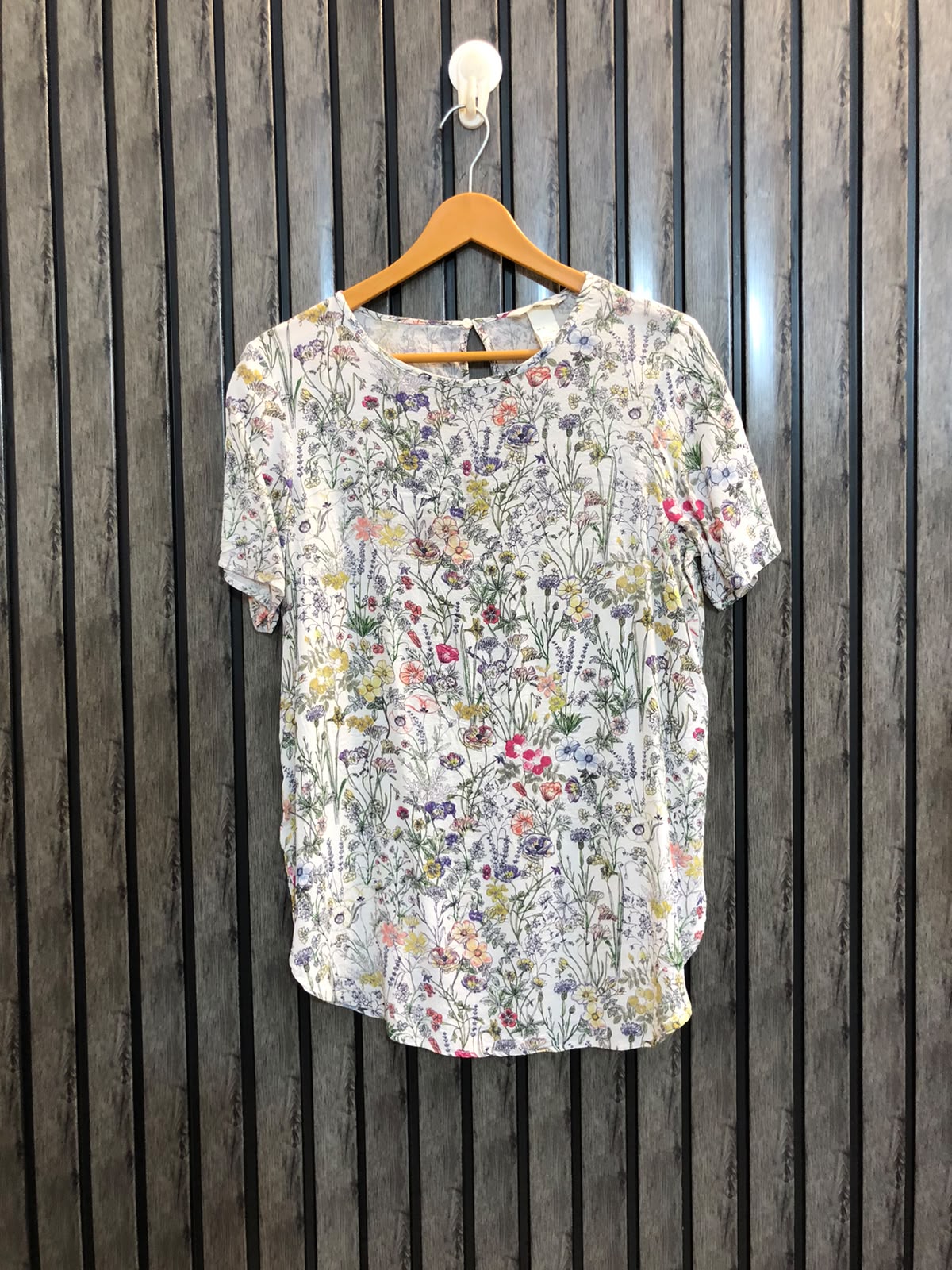 Chest 18   Length 27  Fabric Jorjet Women’s Casual Western Short Sleeve Top