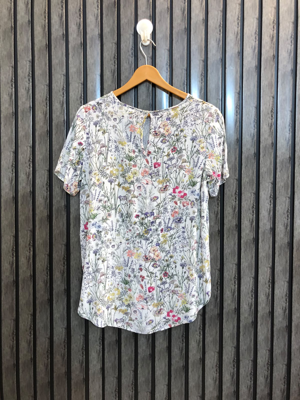 Chest 18   Length 27  Fabric Jorjet Women’s Casual Western Short Sleeve Top
