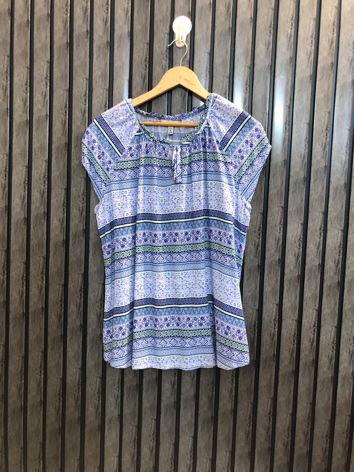 Chest 21 Length 27  Fabric Linen Women’s Everyday Western Half Sleeve Top