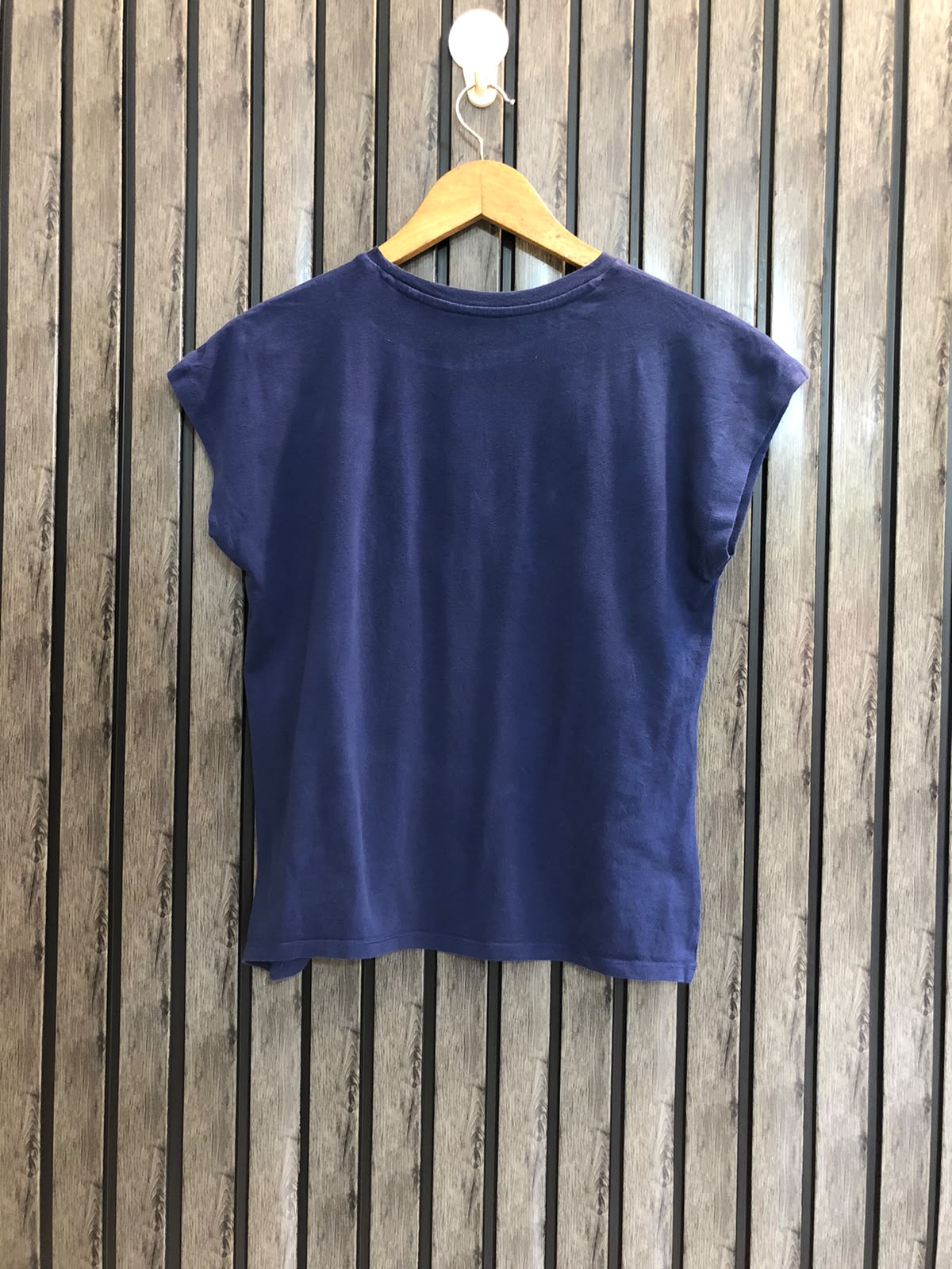 Chest 19  Lenght 21 Women’s Signature Branded T-Shirt