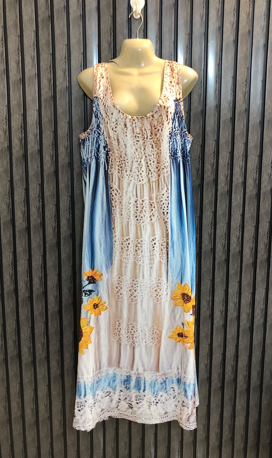 Chest 22  Length 50  Fabric Jorjet Women’s Luxury Collection Maxi Dress
