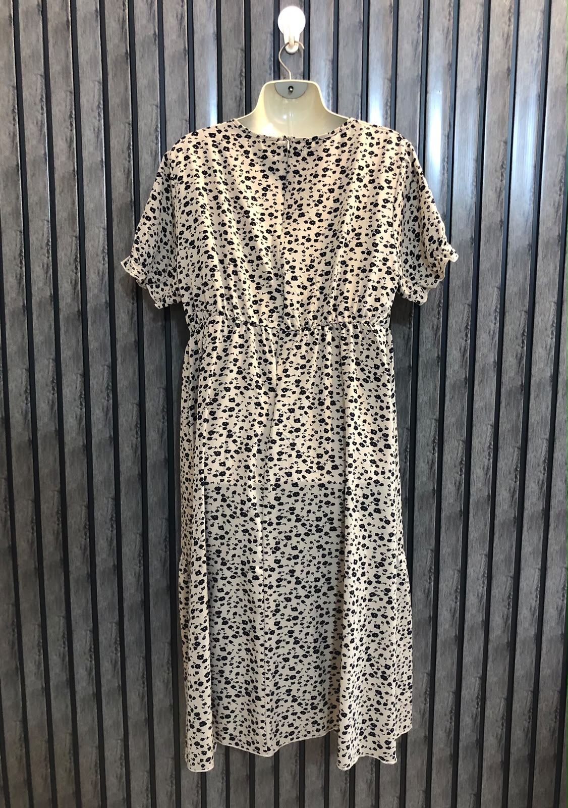 Chest 20  Length 43  Fabric Linen Women’s Luxury Edition Maxi Dress