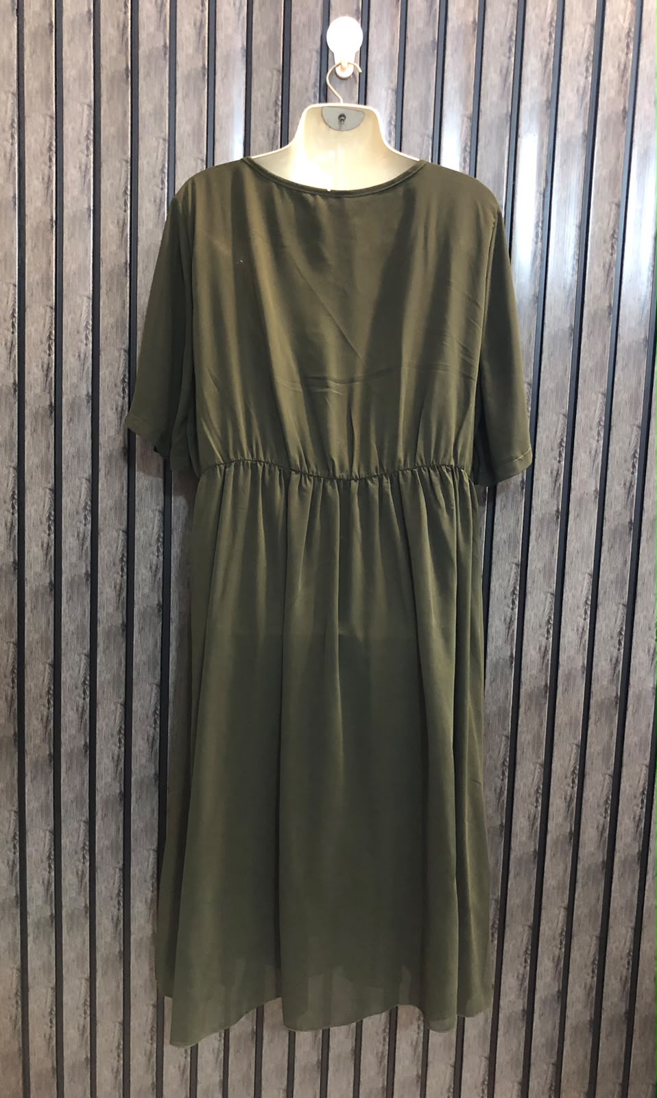 Chest 20  Length 44  Fabric Chiffon Women’s Elegant Collection Maxi Dress