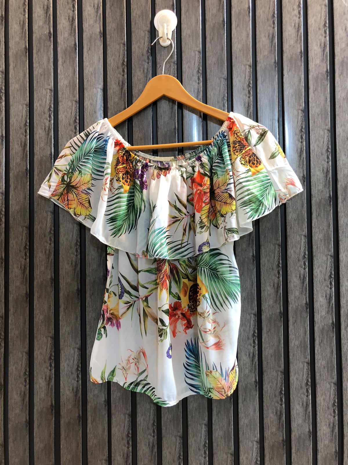 Chest 19  Length 21  Fabric Chiffon  Women’s Signature Western Crop Top