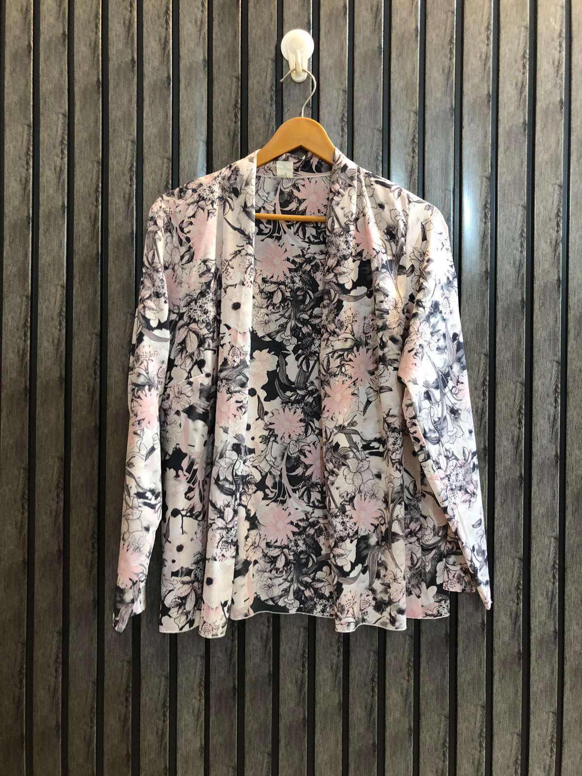 Chest Medium  Length 25  Fabric Silk  Women's Casual Full Sleeve Top