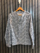 Chest 18  Length 23  Fabric Silk Women's Smart Casual Top
