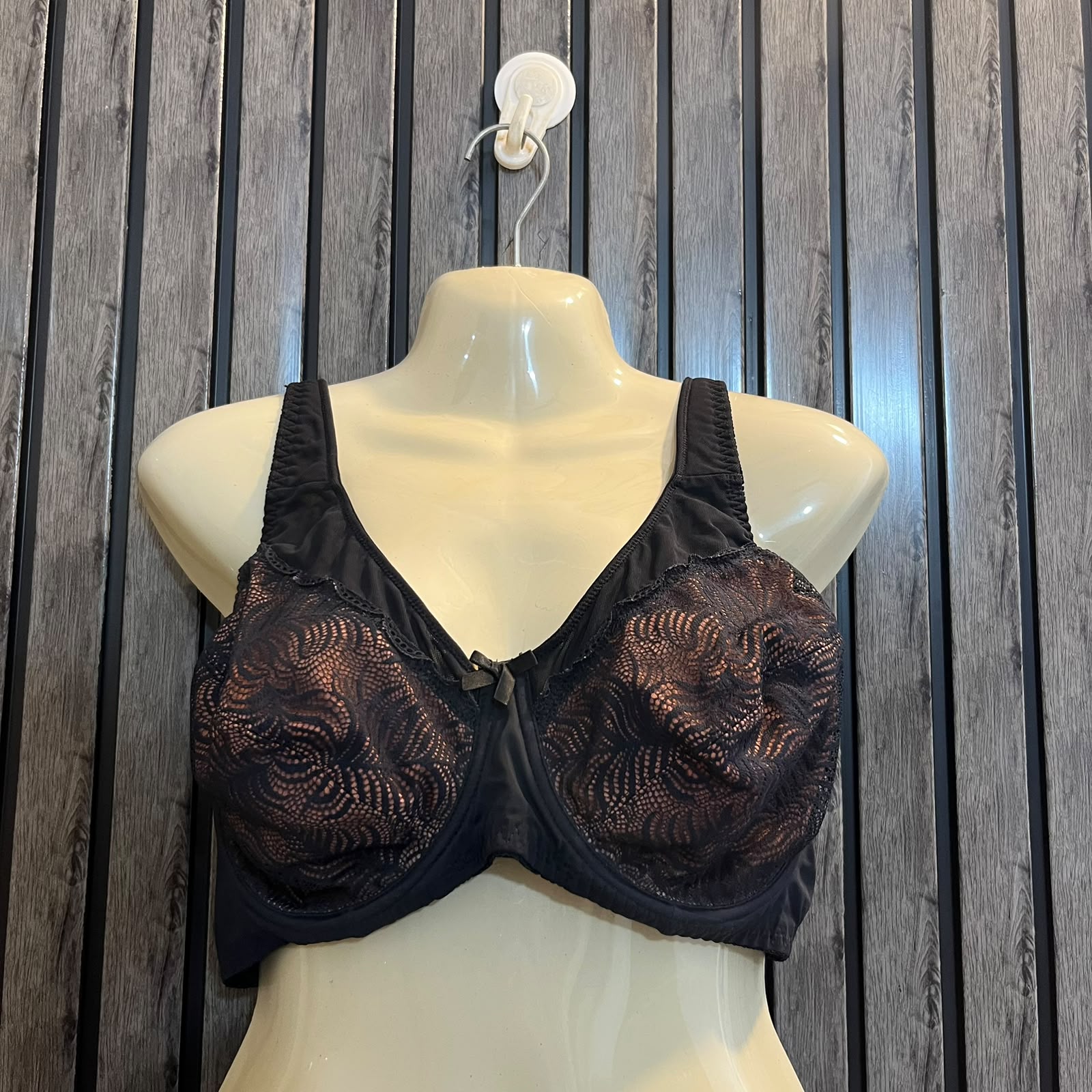 Chest Large  Length 11 Women’s Superior Comfort Bra