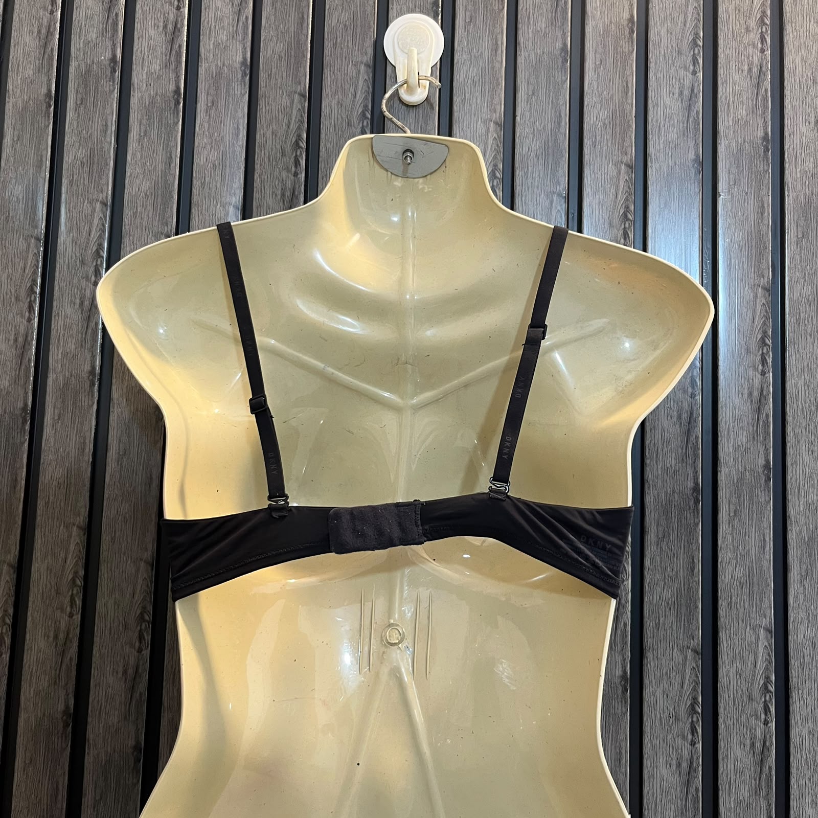 Chest Medium  Length 9 Women’s Everyday Comfort Bra