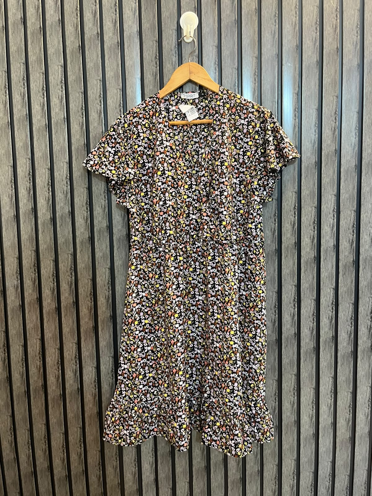 Chest 20  Length 37  Fabric Silk Women’s Trendy Branded Long Top