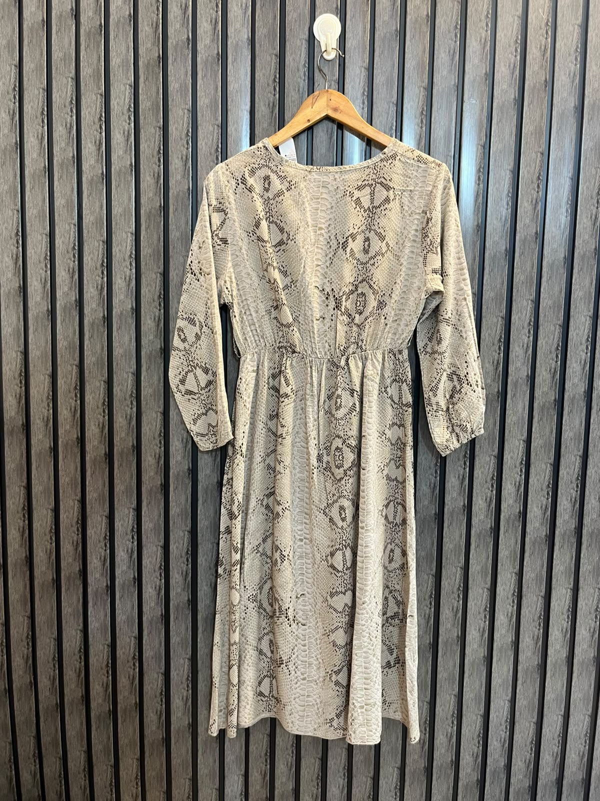 Chest 18  Length 41  Fabric Silk Western Ladies Oversized Top