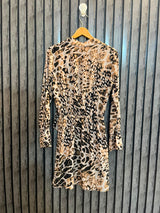 Chest 15.5  Length 34  Fabric Chiffon Women’s Chic Western Long Top