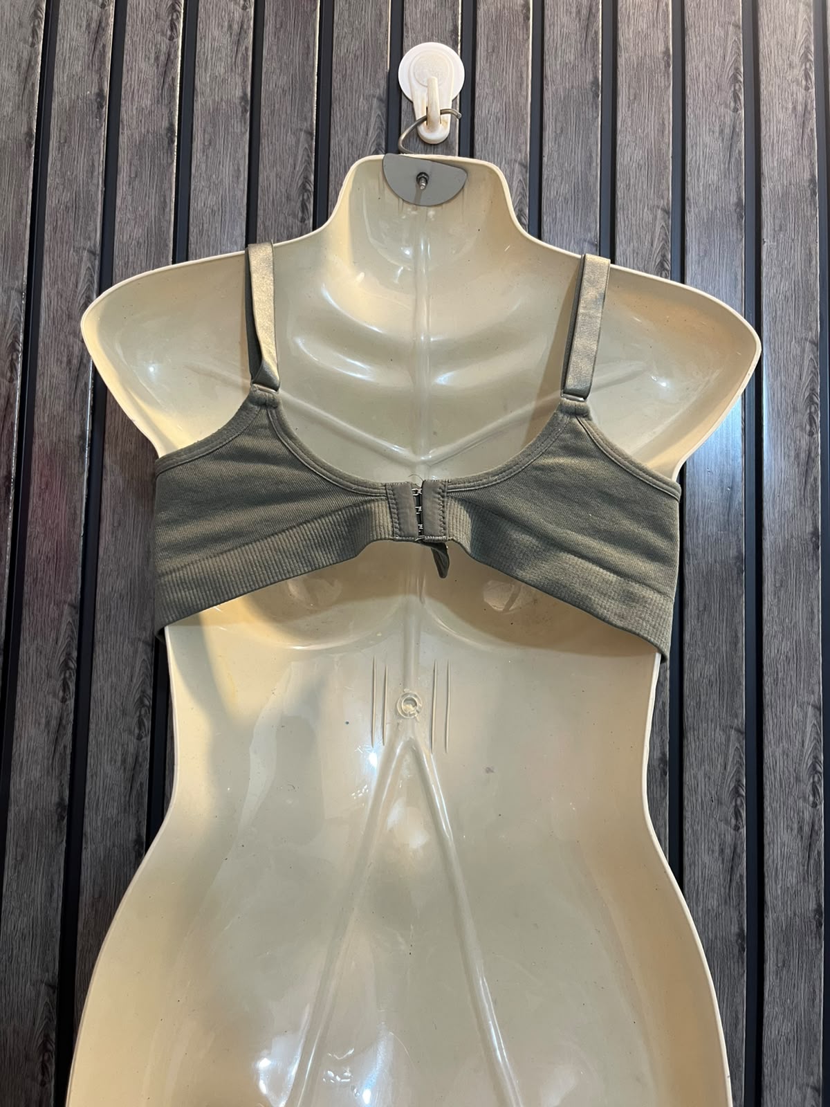 Chest Small  Length 10 Women’s Essential Bra