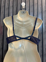 Chest Medium  Length 10 Women’s Sophisticated Bra