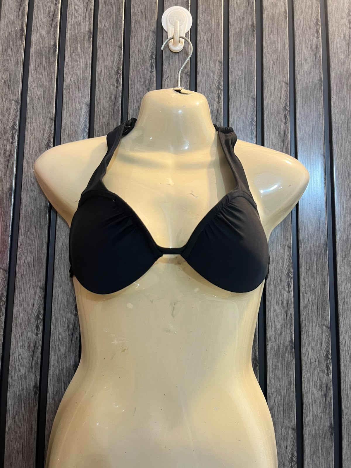 Chest Small  Length 10 Women’s Signature Essential Bra
