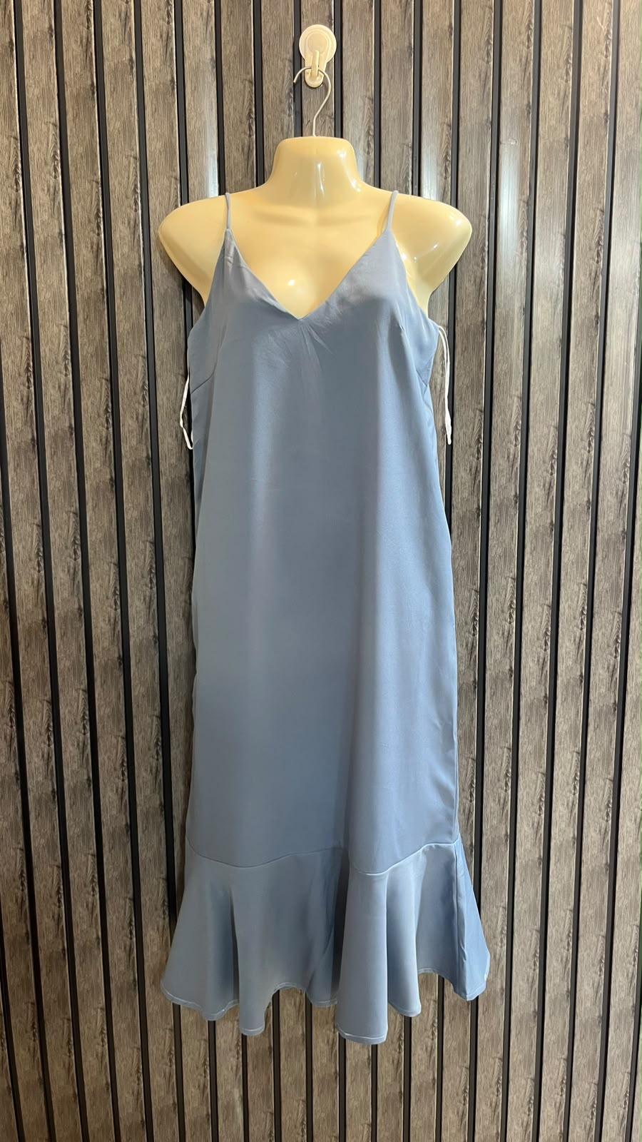 Chest 17   Length 42  Fabric Silk Women’s Modern Floor Length Maxi