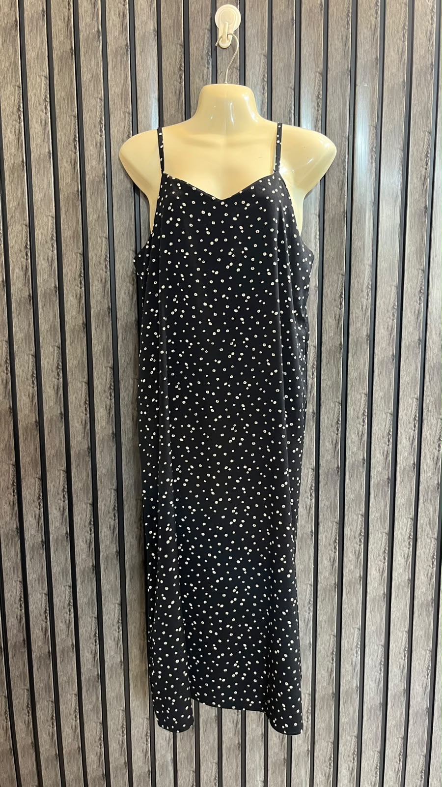 Chest 17   Length 44  Fabric Silk Women’s Luxury Floor Length Dress