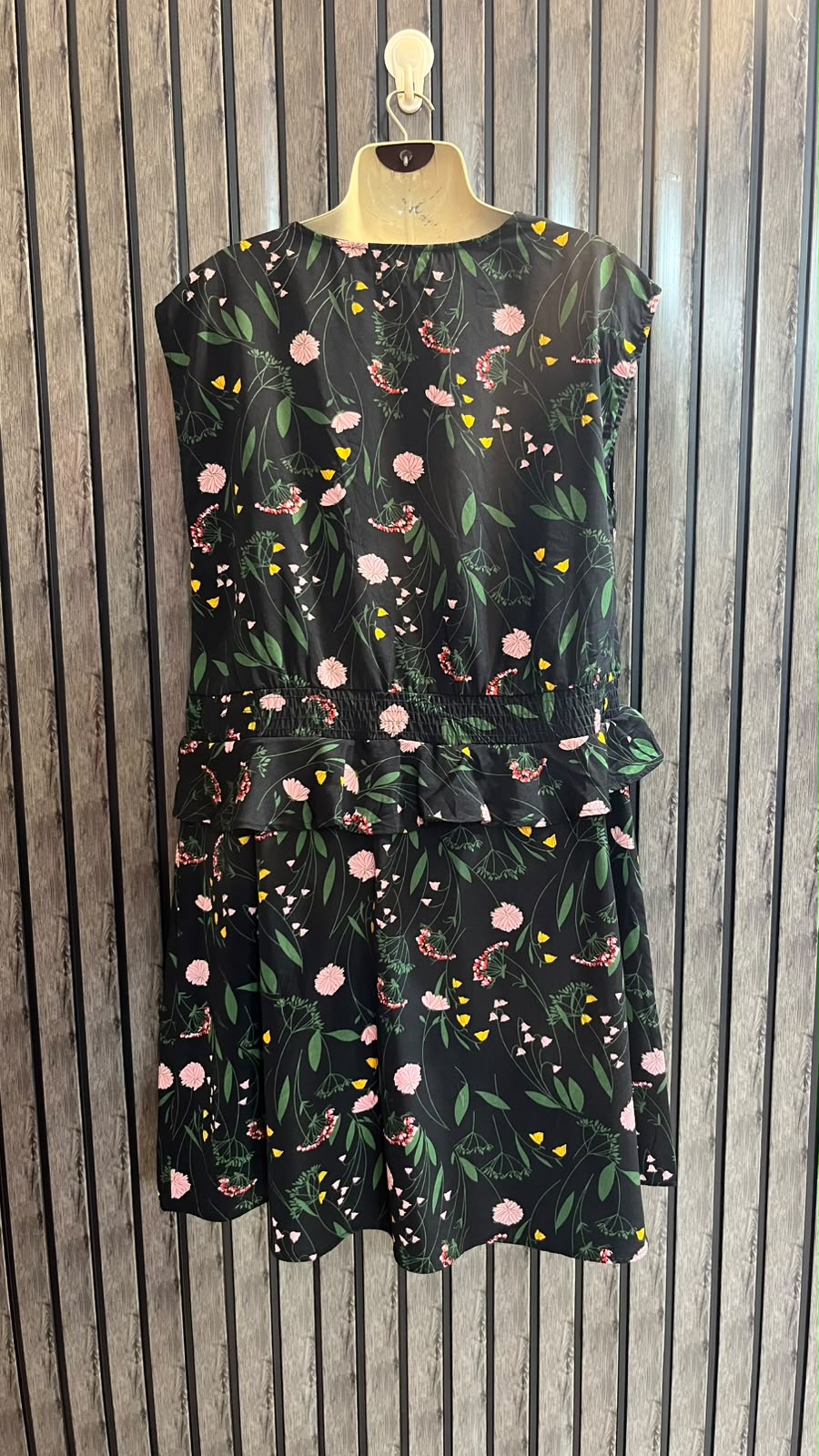 Chest 20  Length 39  Fabric Silk Women’s Refined Long Dress