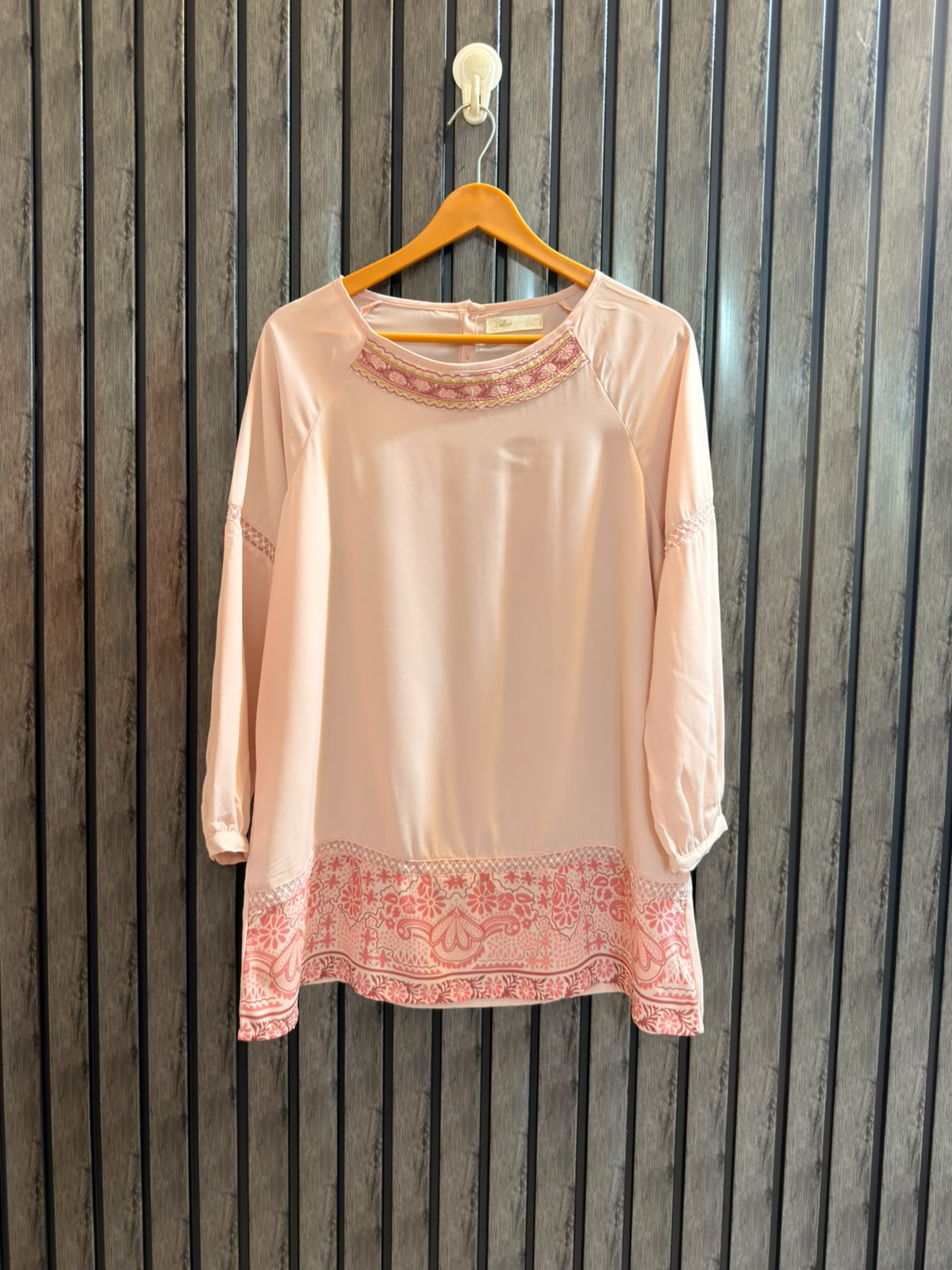 Chest 19   Length 29  Fabric Chiffon Women's Trendy Full Sleeve Top