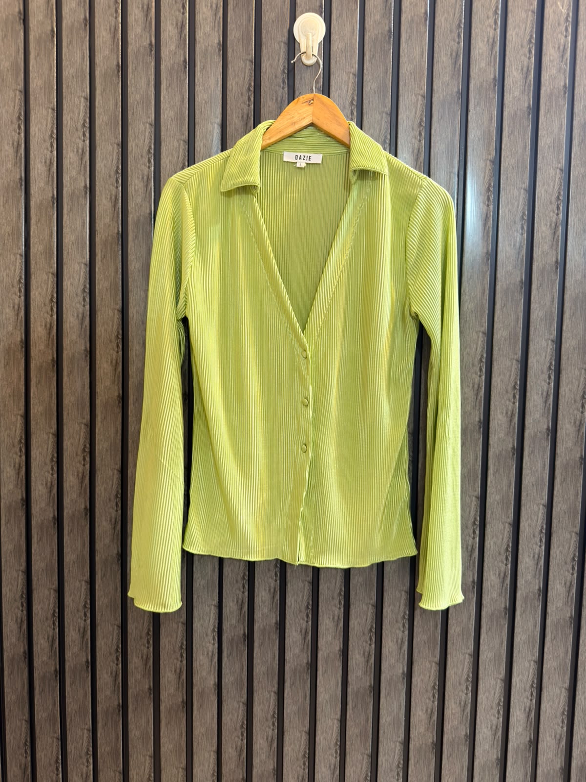 Chest 20  Length 24  Fabric Silk Women's Signature Wear Top