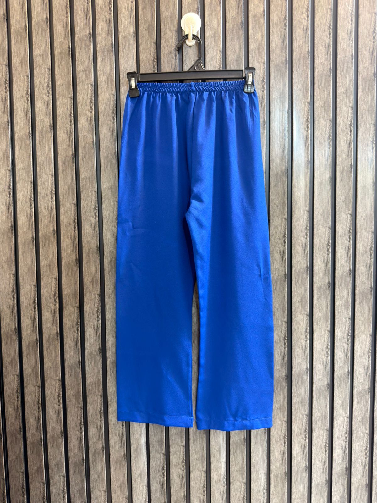 Waist 22  Lenght 32  Fabric Rayon Women’s Signature Trouser