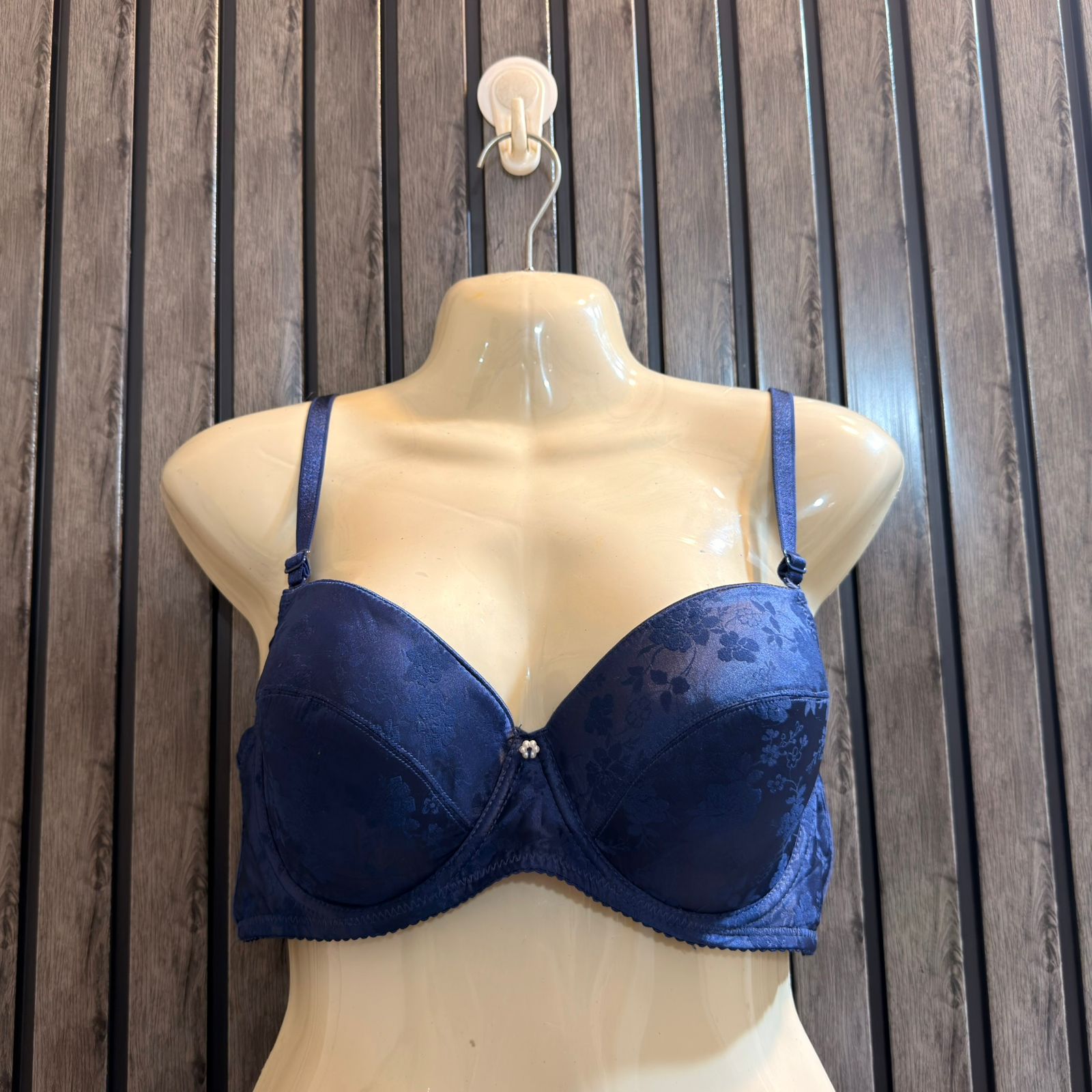Chest Large  Length 12 Women’s Classic Comfort Bra