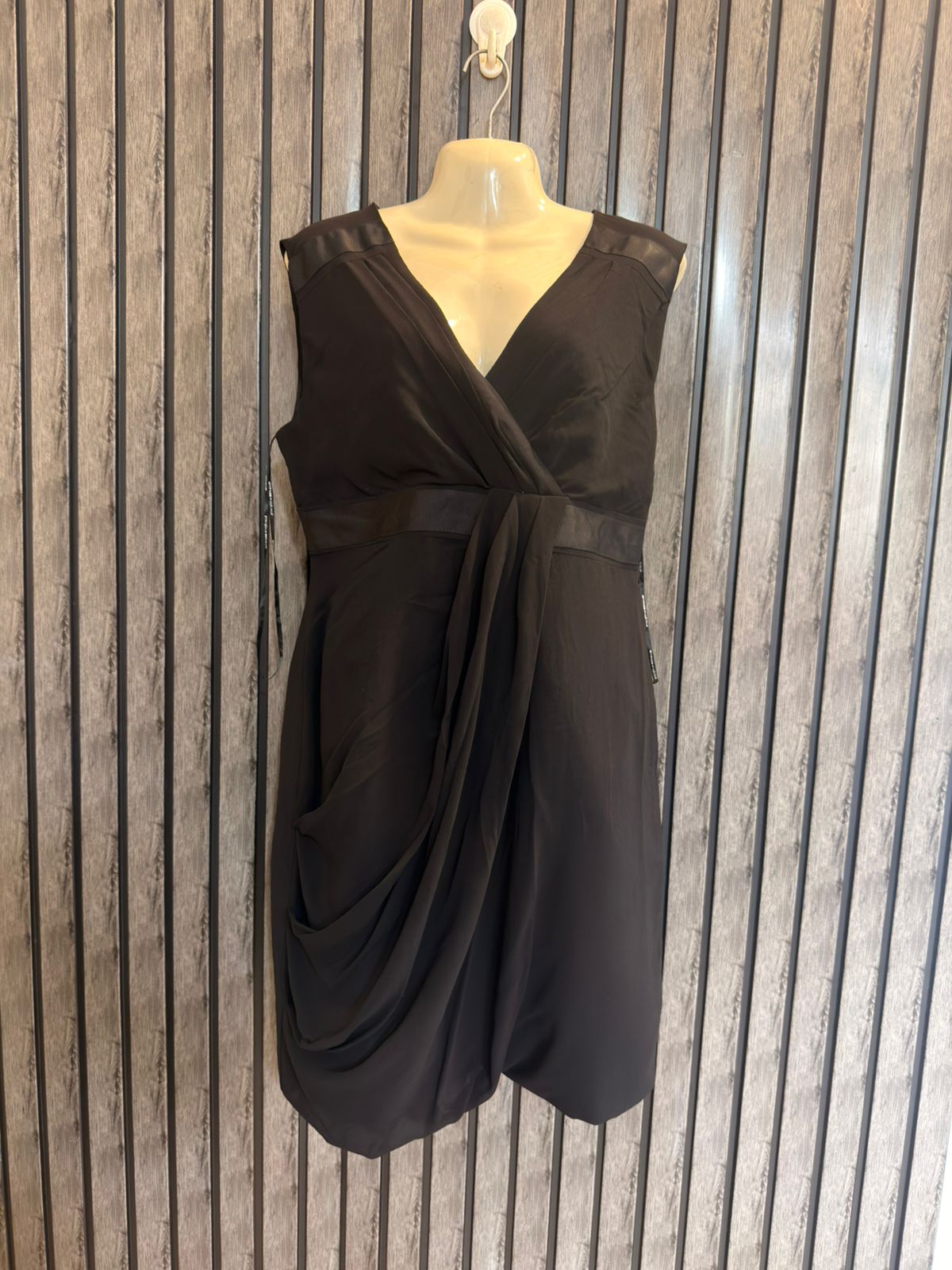 Chest 20  Length 37  Fabric Chiffon Branded Women’s Long maxi